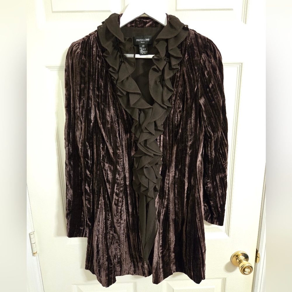 Focus 2000 Women's Chocolate Brown Velvet Ruffle Jacket Size 4 Petite